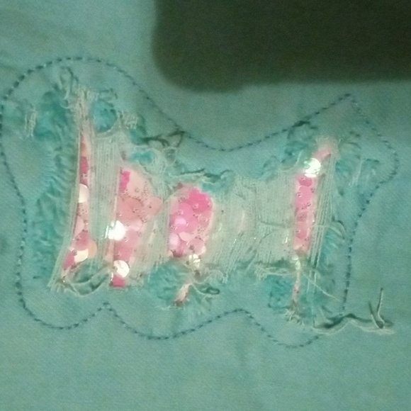 Capris - Picture 2 of 5